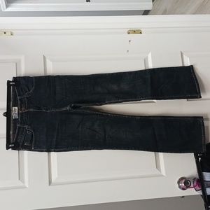 Signature by Levi Strauss & Co. Women's Mid-Rise Modern Slim Jeans